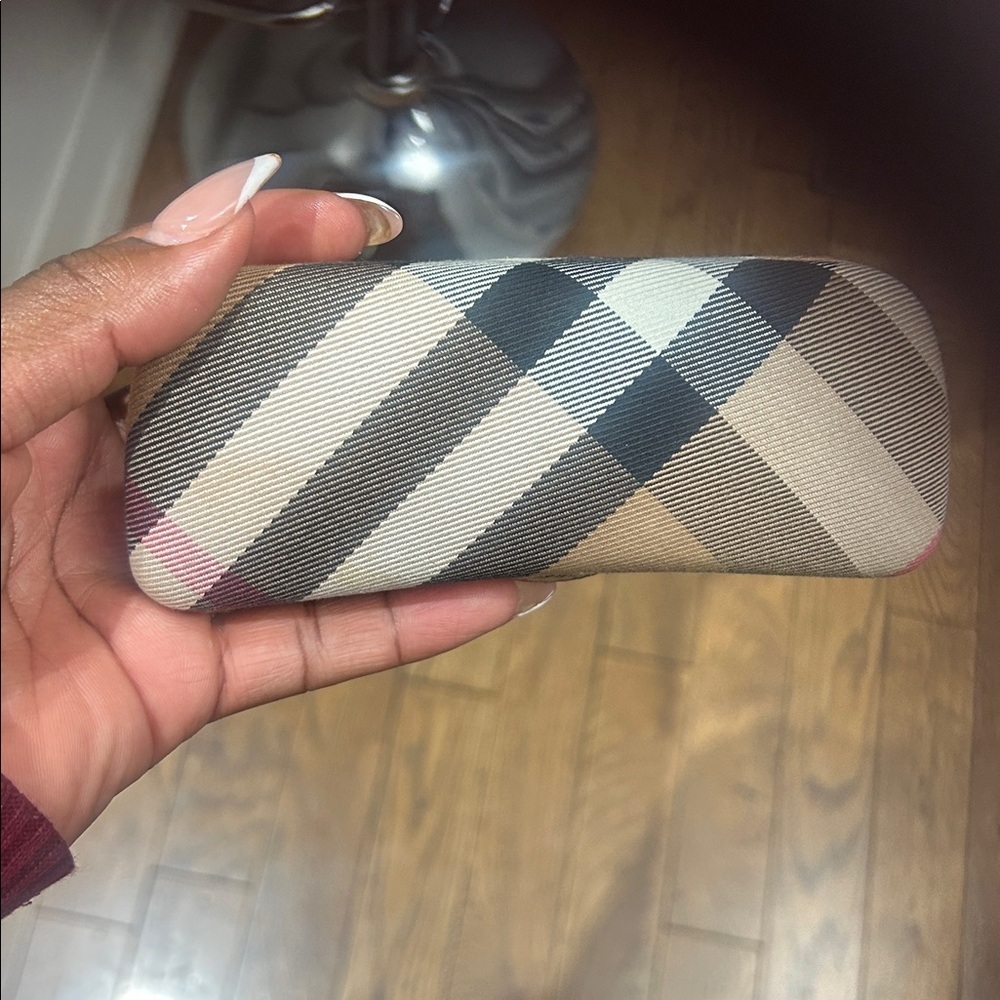 Burberry Glasses Case
